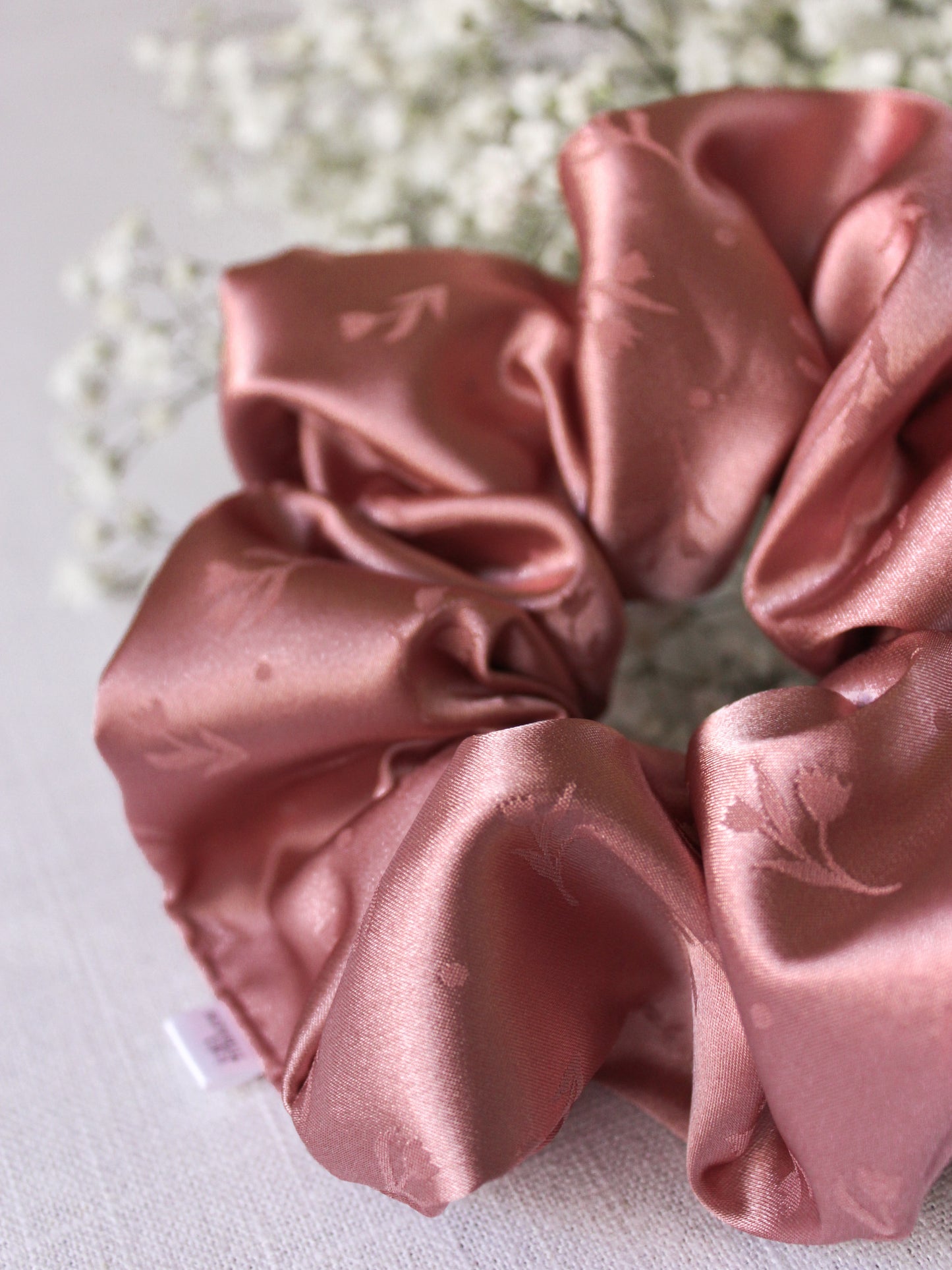 Ballerina Tulip Scrunchie