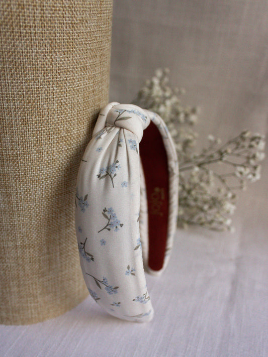 Cloud Flower Top Knot