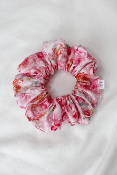 Bouquet of Roses Scrunchie