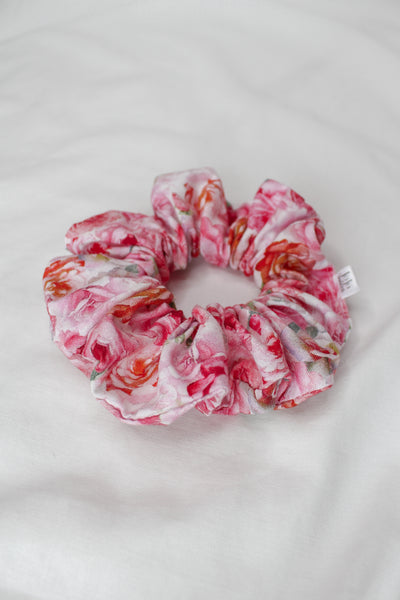 Bouquet of Roses Scrunchie