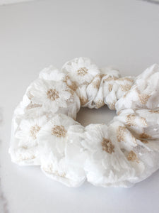 Everlasting Scrunchie